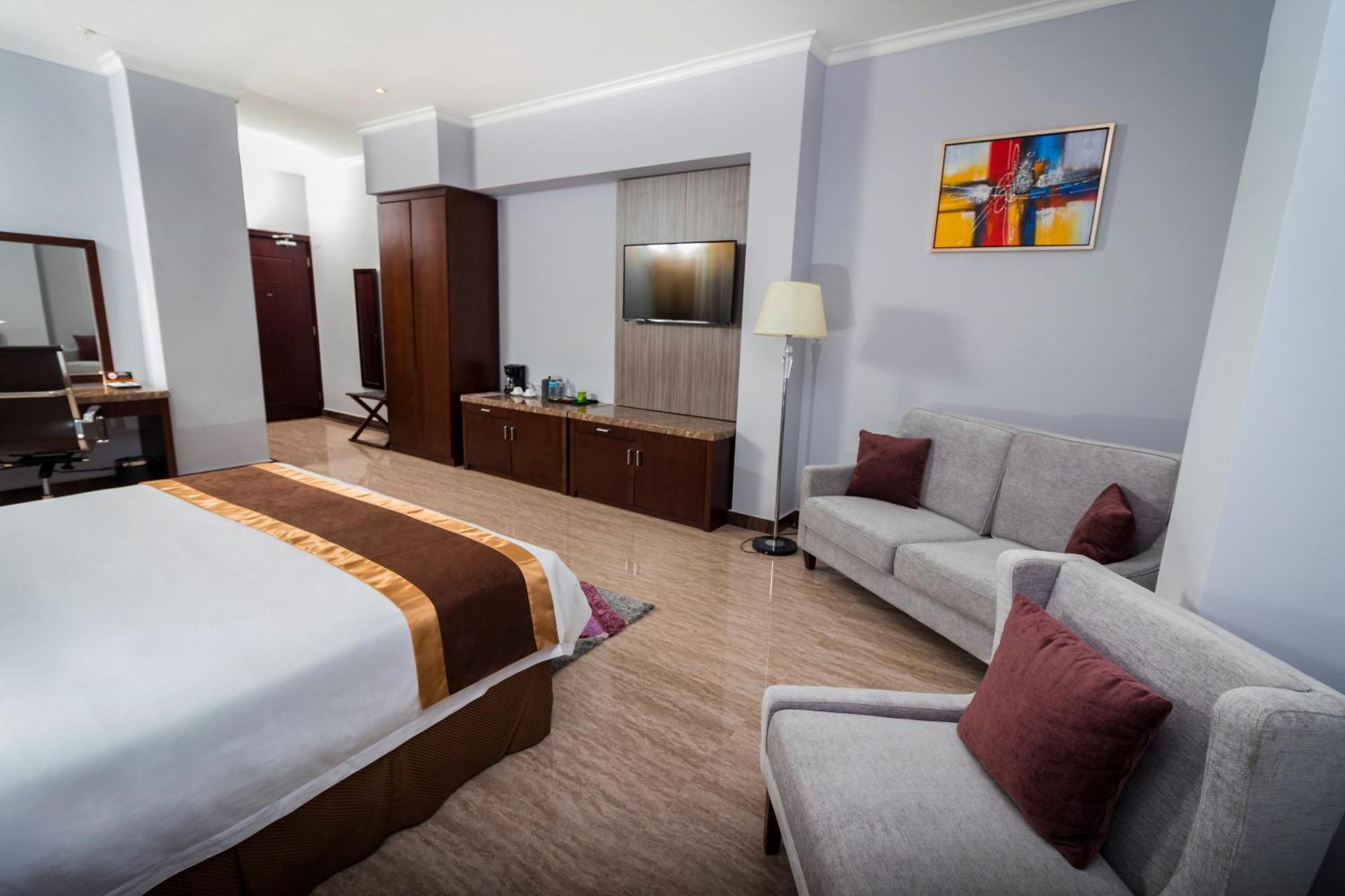 City Plaza Hotel&Suites David Exterior foto