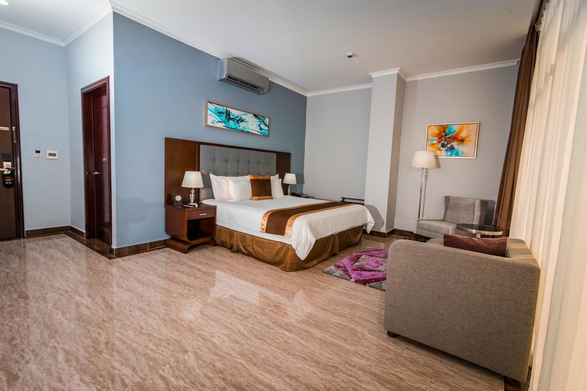 City Plaza Hotel&Suites David Exterior foto