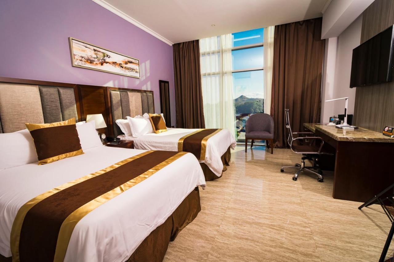 City Plaza Hotel&Suites David Exterior foto